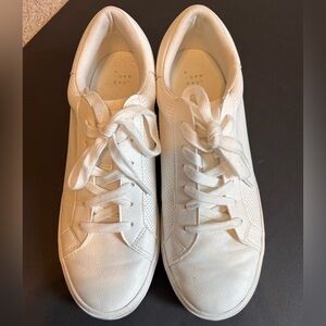 A New Day Classic White Lace-Up Sneakers